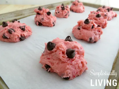 strawberry chocolate chip cookies on sheet