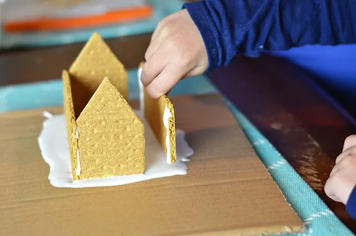 minecraft gingerbread house inprocess5