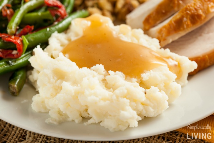 thanksgiving gravy mashed potatoes