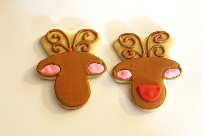 reindeer sugar cookies inprocess2