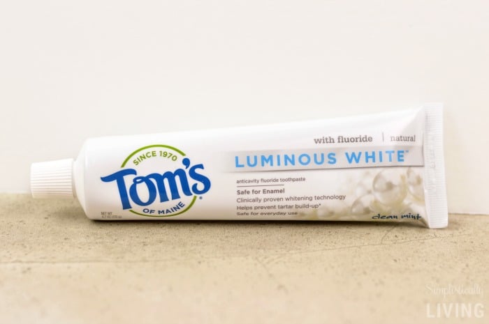 tom's of maine luminous white