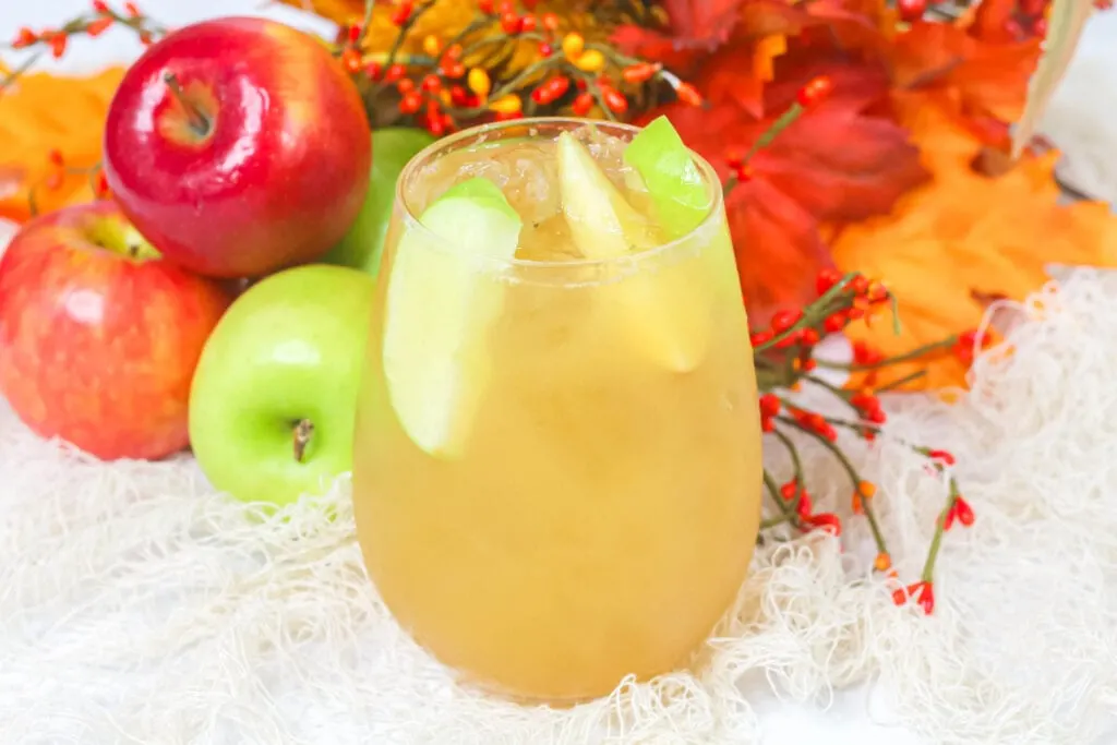 iced fall cocktail with apples
