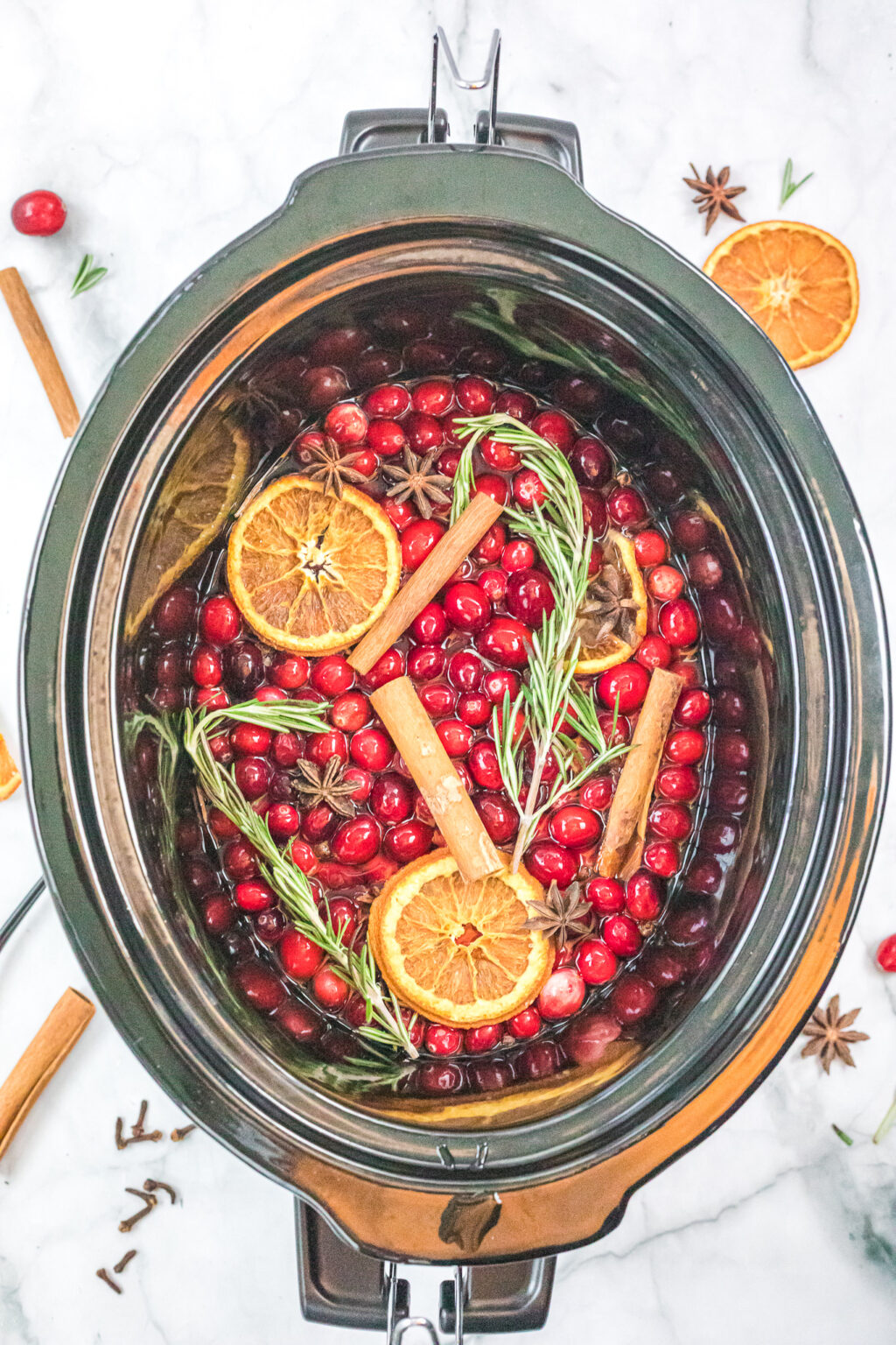 homemade holiday potpourri in slow cooker