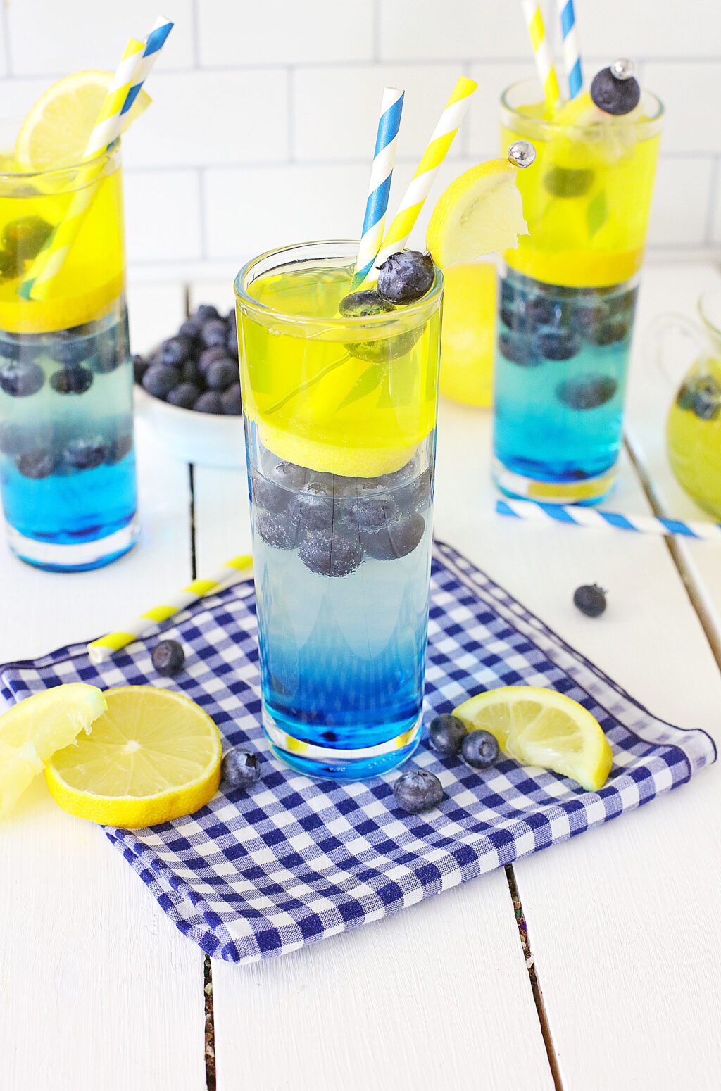 blueberry vodka lemonade