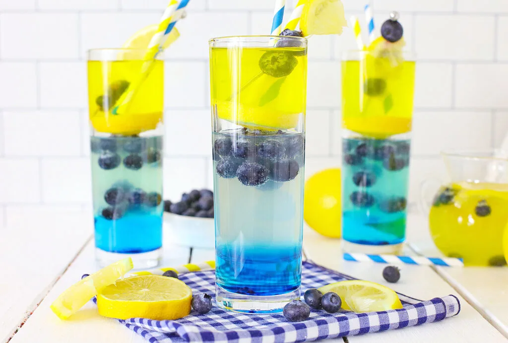 blueberry vodka lemonade on table