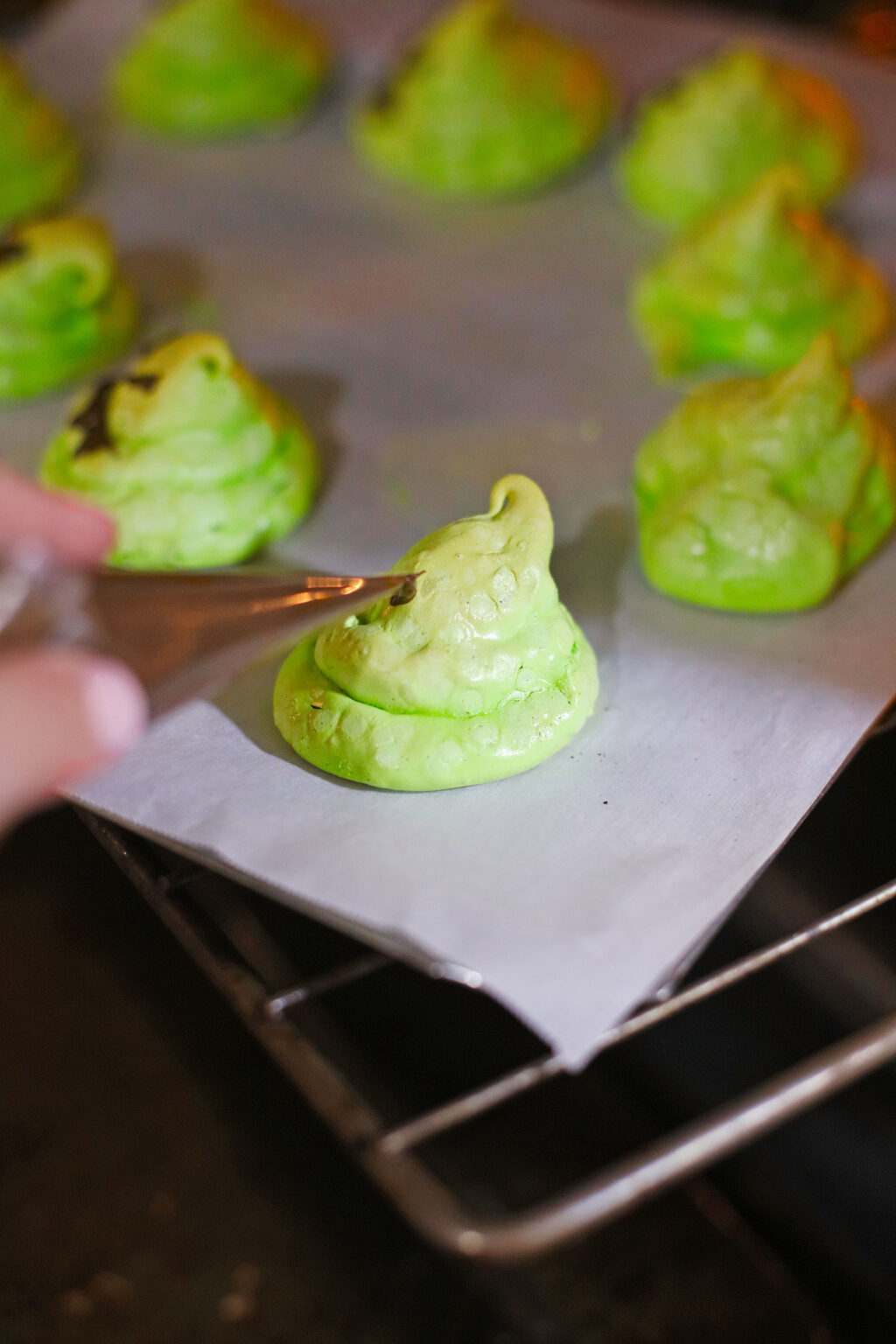 melted chocolate decorating oogie boogie cookies