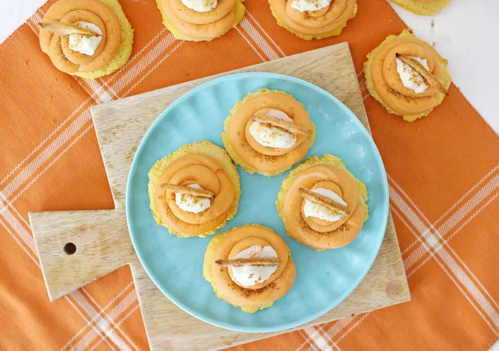 pumpkin pie cookies on a plate