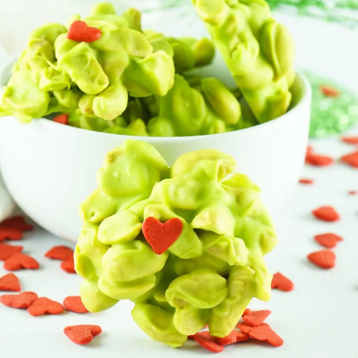 Grinch Peanut Clusters