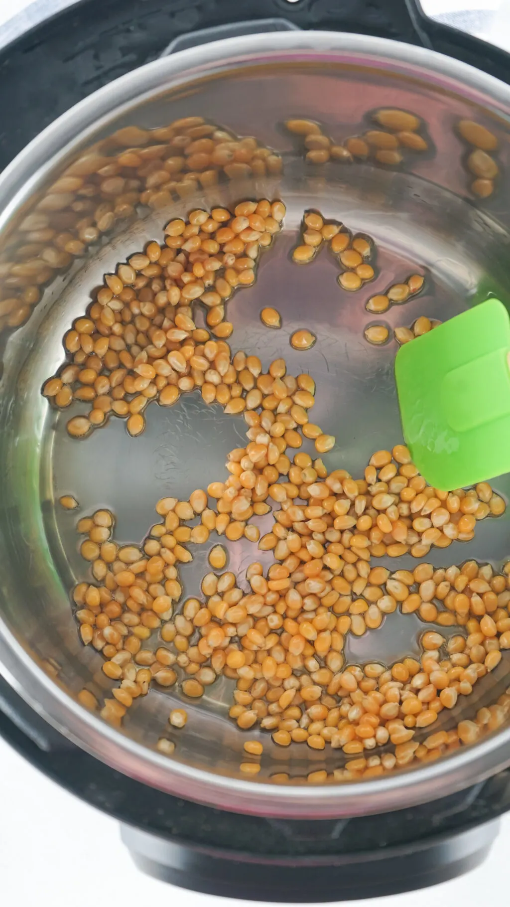 popcorn kernels in an instant pot