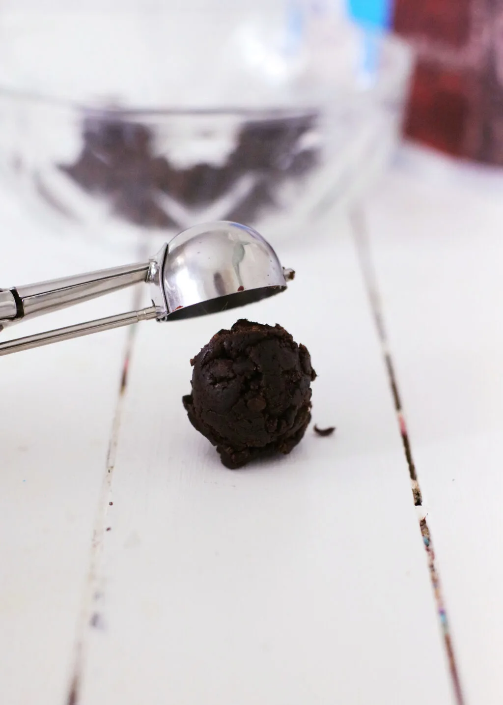 chocolate cake pops rolled into balls