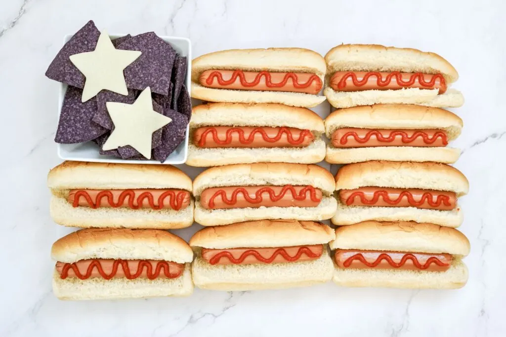 hot dogs on a serving tray to look like american flag