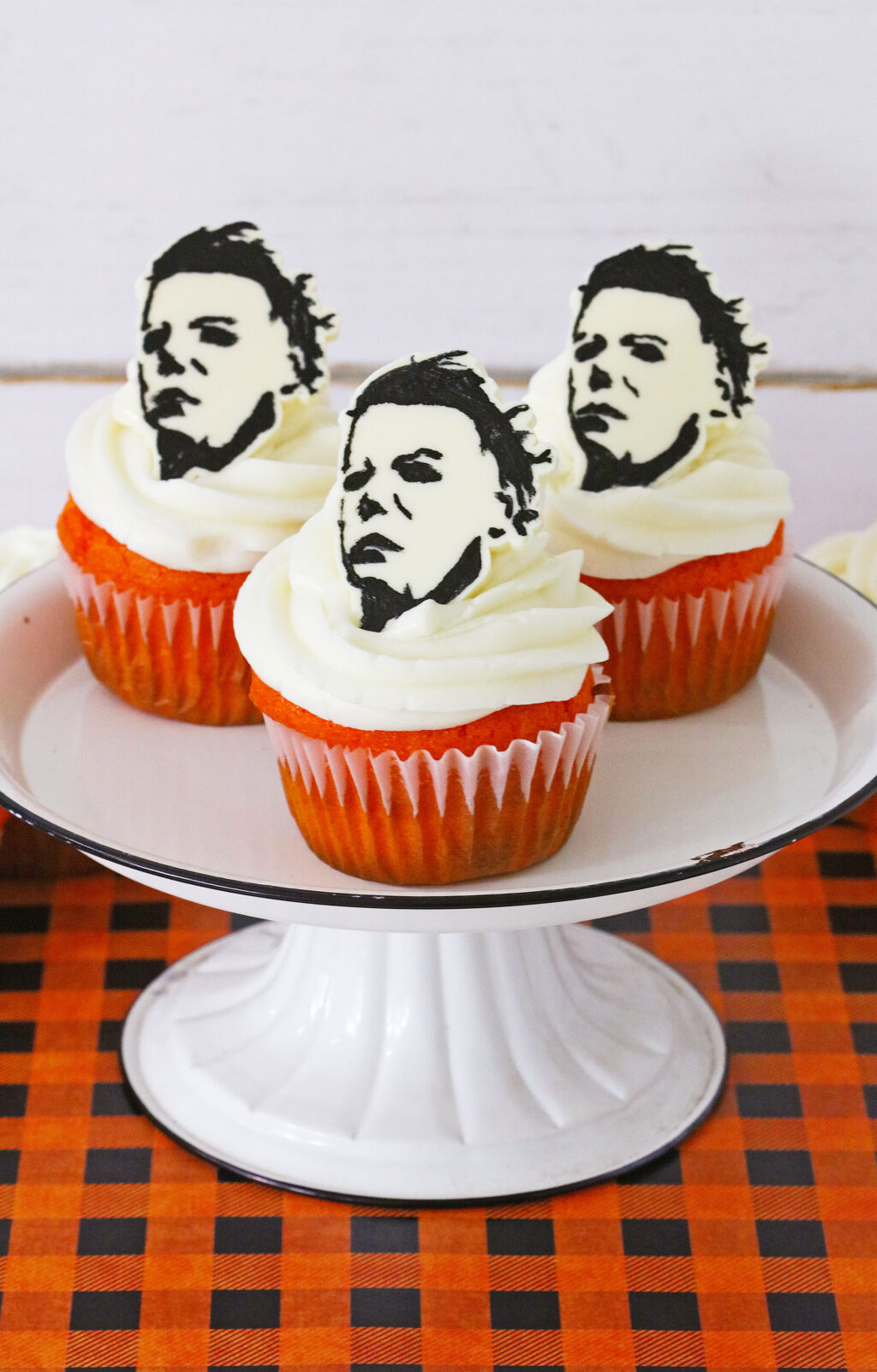 michael myers cupcakes on white stand