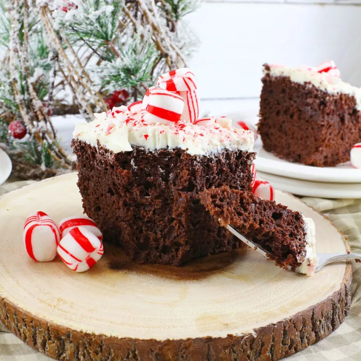 Air Fryer Peppermint Snack Cake