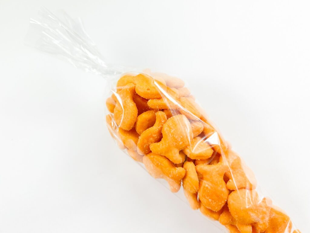 goldfish crackers inside clear bag