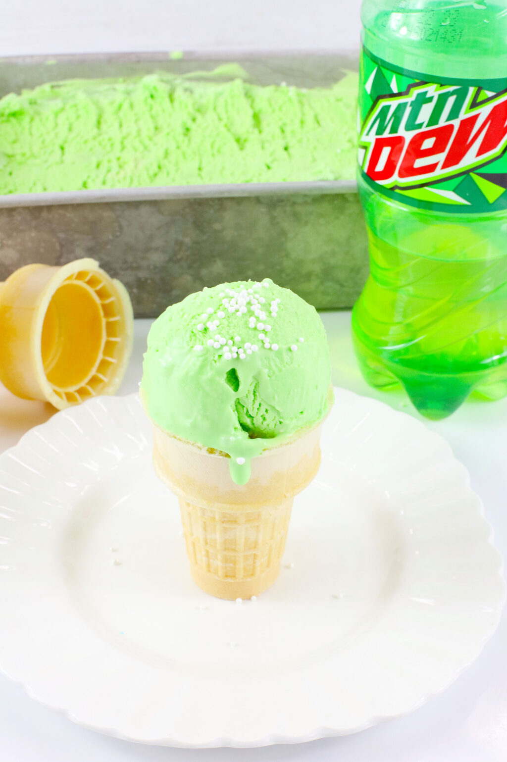 mountain dew ice cream on ice cream cone