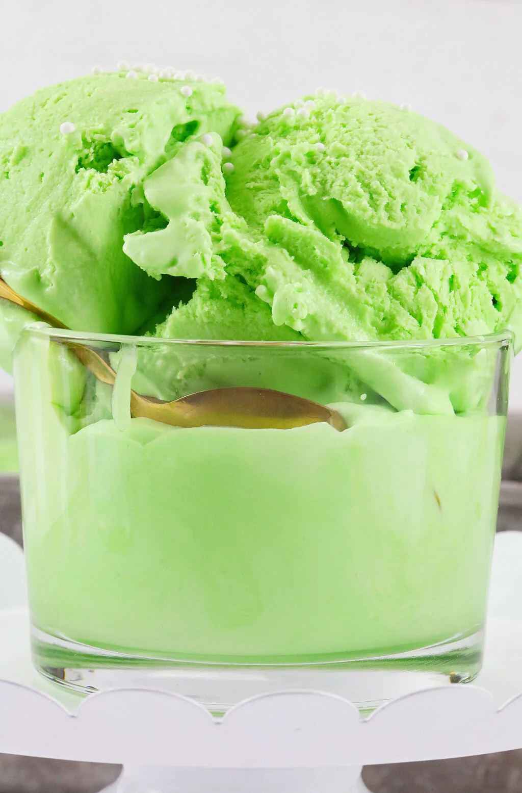 up close of mountain dew ice cream in clear bowl