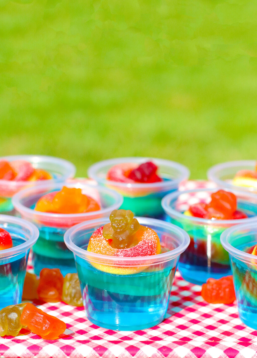 pool party jello shots on picnic table